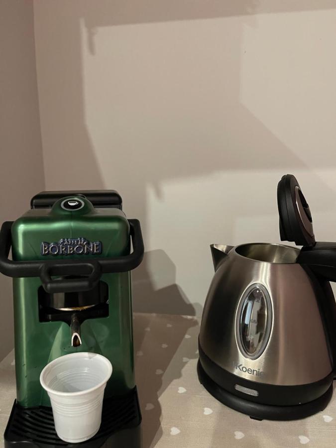 ホテル Napule E ... ナポリ エクステリア 写真